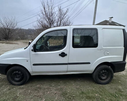 Белый Фиат Добло, объемом двигателя 1.9 л и пробегом 340 тыс. км за 2500 $, фото 4 на Automoto.ua