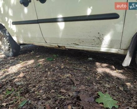 Білий Фіат Добло, об'ємом двигуна 1.9 л та пробігом 342 тис. км за 2750 $, фото 5 на Automoto.ua