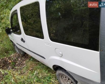 Білий Фіат Добло, об'ємом двигуна 1.9 л та пробігом 348 тис. км за 3100 $, фото 4 на Automoto.ua