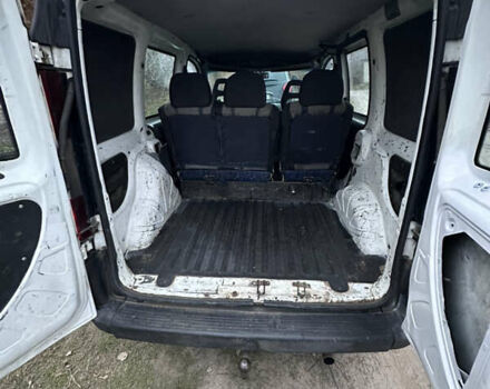 Белый Фиат Добло, объемом двигателя 1.9 л и пробегом 340 тыс. км за 2500 $, фото 8 на Automoto.ua