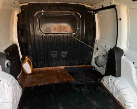 Белый Фиат Добло, объемом двигателя 1.6 л и пробегом 115 тыс. км за 2800 $, фото 19 на Automoto.ua