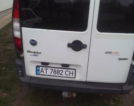 Белый Фиат Добло, объемом двигателя 1.6 л и пробегом 280 тыс. км за 3800 $, фото 5 на Automoto.ua