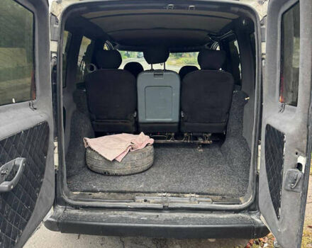 Белый Фиат Добло, объемом двигателя 1.3 л и пробегом 250 тыс. км за 3000 $, фото 6 на Automoto.ua