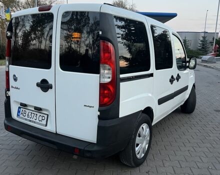 Белый Фиат Добло, объемом двигателя 1.9 л и пробегом 250 тыс. км за 4200 $, фото 1 на Automoto.ua