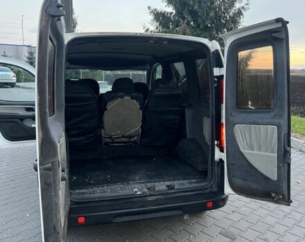 Белый Фиат Добло, объемом двигателя 1.9 л и пробегом 250 тыс. км за 4200 $, фото 7 на Automoto.ua