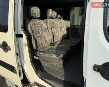 Білий Фіат Добло, об'ємом двигуна 1.25 л та пробігом 291 тис. км за 3999 $, фото 20 на Automoto.ua