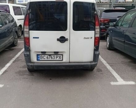 Белый Фиат Добло, объемом двигателя 1.9 л и пробегом 370 тыс. км за 4300 $, фото 6 на Automoto.ua