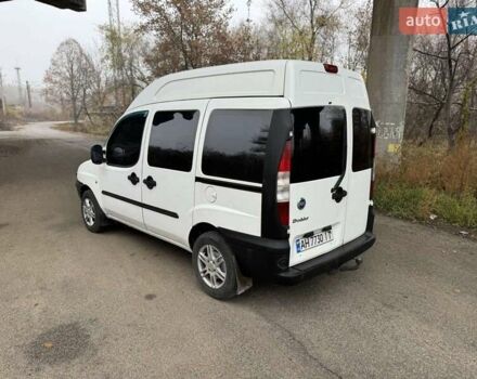 Белый Фиат Добло, объемом двигателя 1.6 л и пробегом 240 тыс. км за 2999 $, фото 4 на Automoto.ua