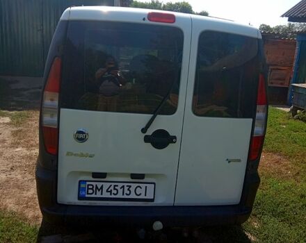 Белый Фиат Добло, объемом двигателя 1.6 л и пробегом 328 тыс. км за 4000 $, фото 4 на Automoto.ua