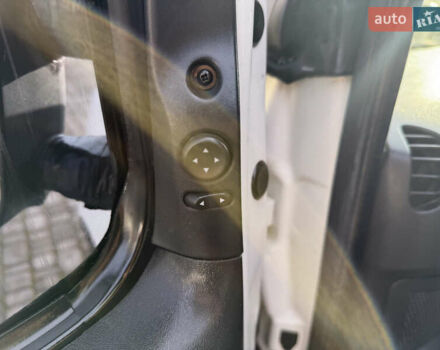 Білий Фіат Добло, об'ємом двигуна 1.25 л та пробігом 291 тис. км за 3999 $, фото 15 на Automoto.ua