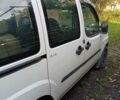 Белый Фиат Добло, объемом двигателя 1.9 л и пробегом 320 тыс. км за 3200 $, фото 1 на Automoto.ua
