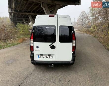 Белый Фиат Добло, объемом двигателя 1.6 л и пробегом 240 тыс. км за 2999 $, фото 11 на Automoto.ua