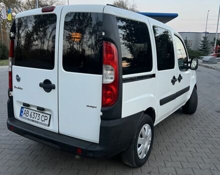 Белый Фиат Добло, объемом двигателя 1.9 л и пробегом 250 тыс. км за 4200 $, фото 3 на Automoto.ua