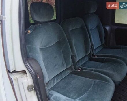 Белый Фиат Добло, объемом двигателя 1.6 л и пробегом 302 тыс. км за 3600 $, фото 2 на Automoto.ua