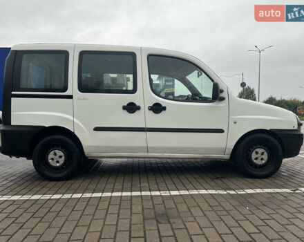 Белый Фиат Добло, объемом двигателя 1.91 л и пробегом 260 тыс. км за 4200 $, фото 13 на Automoto.ua