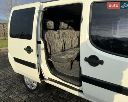 Білий Фіат Добло, об'ємом двигуна 1.25 л та пробігом 291 тис. км за 3999 $, фото 21 на Automoto.ua
