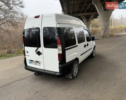 Белый Фиат Добло, объемом двигателя 1.6 л и пробегом 240 тыс. км за 2999 $, фото 12 на Automoto.ua