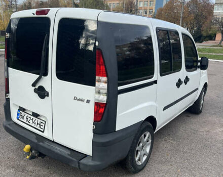 Белый Фиат Добло, объемом двигателя 1.91 л и пробегом 317 тыс. км за 3999 $, фото 2 на Automoto.ua