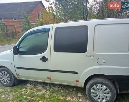 Белый Фиат Добло, объемом двигателя 1.6 л и пробегом 302 тыс. км за 3600 $, фото 20 на Automoto.ua