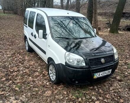 Белый Фиат Добло, объемом двигателя 1.9 л и пробегом 390 тыс. км за 4100 $, фото 6 на Automoto.ua