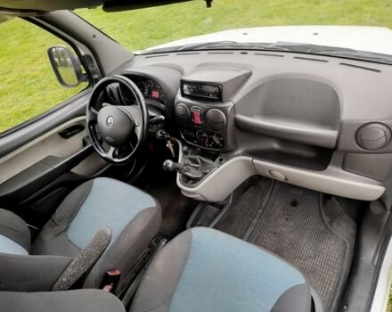 Білий Фіат Добло, об'ємом двигуна 1.9 л та пробігом 212 тис. км за 3900 $, фото 16 на Automoto.ua