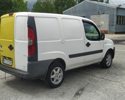 Белый Фиат Добло, объемом двигателя 1.9 л и пробегом 140 тыс. км за 3500 $, фото 3 на Automoto.ua