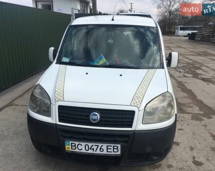 Белый Фиат Добло, объемом двигателя 1.9 л и пробегом 248 тыс. км за 5800 $, фото 2 на Automoto.ua