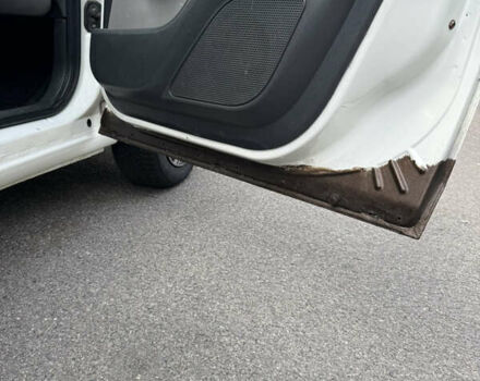 Белый Фиат Добло, объемом двигателя 1.6 л и пробегом 260 тыс. км за 3400 $, фото 15 на Automoto.ua