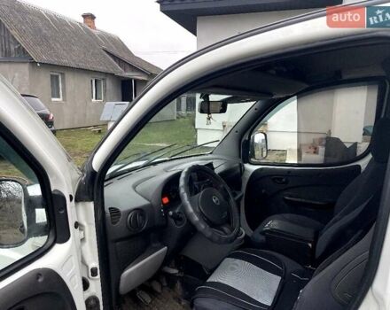 Белый Фиат Добло, объемом двигателя 1.9 л и пробегом 273 тыс. км за 4100 $, фото 3 на Automoto.ua