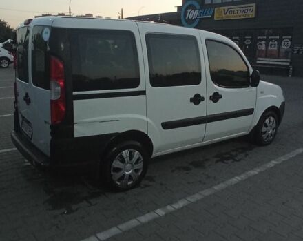 Білий Фіат Добло, об'ємом двигуна 1.6 л та пробігом 397 тис. км за 3400 $, фото 4 на Automoto.ua