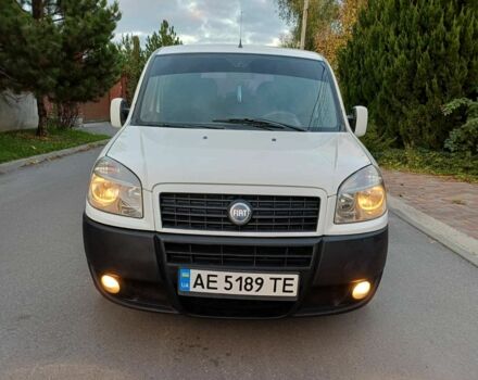 Белый Фиат Добло, объемом двигателя 1.6 л и пробегом 250 тыс. км за 5150 $, фото 7 на Automoto.ua