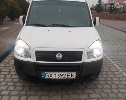 Белый Фиат Добло, объемом двигателя 1.9 л и пробегом 300 тыс. км за 4500 $, фото 2 на Automoto.ua