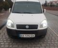 Белый Фиат Добло, объемом двигателя 1.9 л и пробегом 300 тыс. км за 4500 $, фото 2 на Automoto.ua