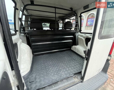 Белый Фиат Добло, объемом двигателя 1.37 л и пробегом 175 тыс. км за 4200 $, фото 18 на Automoto.ua