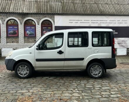 Белый Фиат Добло, объемом двигателя 1.4 л и пробегом 175 тыс. км за 4200 $, фото 6 на Automoto.ua