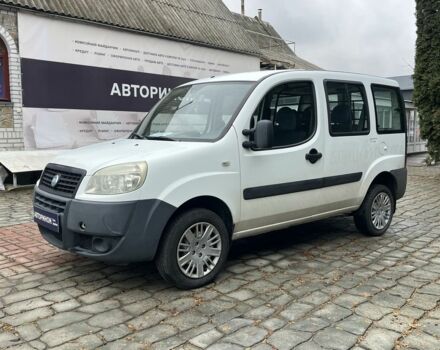 Белый Фиат Добло, объемом двигателя 1.4 л и пробегом 175 тыс. км за 4200 $, фото 7 на Automoto.ua