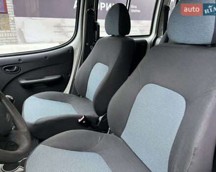 Белый Фиат Добло, объемом двигателя 1.37 л и пробегом 175 тыс. км за 4200 $, фото 10 на Automoto.ua