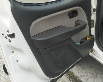 Белый Фиат Добло, объемом двигателя 1.9 л и пробегом 140 тыс. км за 3500 $, фото 6 на Automoto.ua