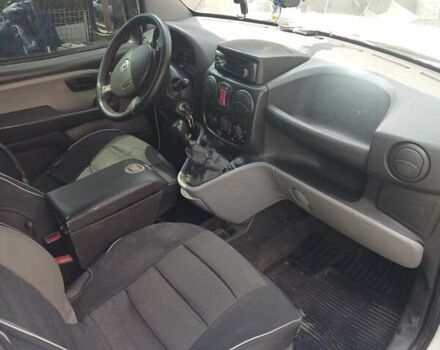 Білий Фіат Добло, об'ємом двигуна 1.6 л та пробігом 300 тис. км за 3000 $, фото 9 на Automoto.ua