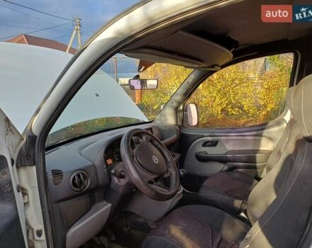 Белый Фиат Добло, объемом двигателя 1.9 л и пробегом 342 тыс. км за 3800 $, фото 6 на Automoto.ua