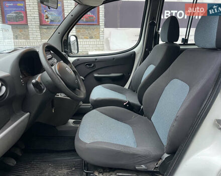 Белый Фиат Добло, объемом двигателя 1.37 л и пробегом 175 тыс. км за 4200 $, фото 9 на Automoto.ua