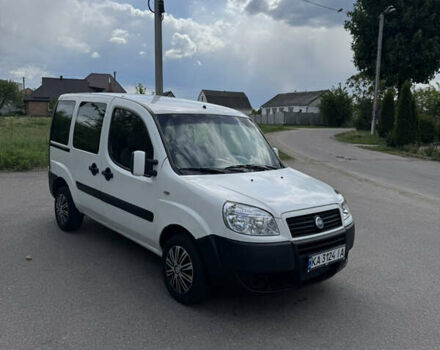 Белый Фиат Добло, объемом двигателя 1.6 л и пробегом 260 тыс. км за 3400 $, фото 7 на Automoto.ua