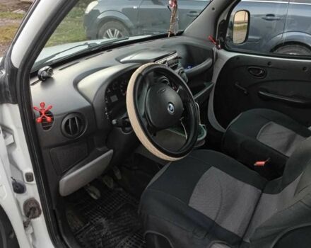 Белый Фиат Добло, объемом двигателя 1.9 л и пробегом 365 тыс. км за 3500 $, фото 9 на Automoto.ua