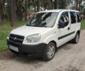 Белый Фиат Добло, объемом двигателя 1.37 л и пробегом 45 тыс. км за 4800 $, фото 2 на Automoto.ua