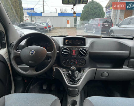 Белый Фиат Добло, объемом двигателя 1.37 л и пробегом 175 тыс. км за 4200 $, фото 17 на Automoto.ua