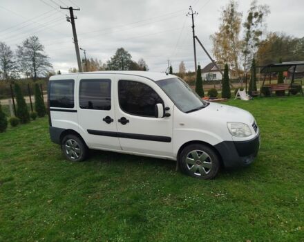 Білий Фіат Добло, об'ємом двигуна 1.9 л та пробігом 212 тис. км за 3900 $, фото 5 на Automoto.ua