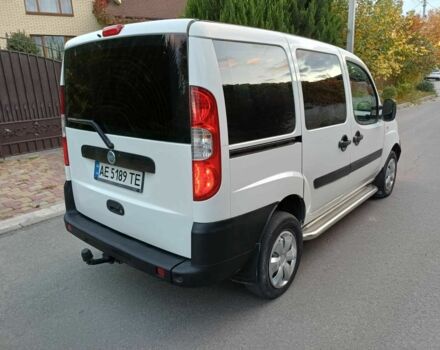 Белый Фиат Добло, объемом двигателя 1.6 л и пробегом 250 тыс. км за 5150 $, фото 4 на Automoto.ua