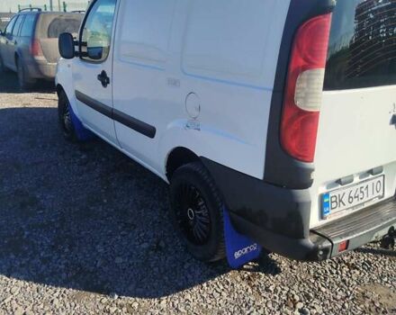 Белый Фиат Добло, объемом двигателя 1.91 л и пробегом 300 тыс. км за 3700 $, фото 9 на Automoto.ua