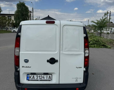 Белый Фиат Добло, объемом двигателя 1.6 л и пробегом 260 тыс. км за 3400 $, фото 4 на Automoto.ua