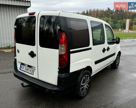 Білий Фіат Добло, об'ємом двигуна 1.3 л та пробігом 317 тис. км за 4650 $, фото 38 на Automoto.ua